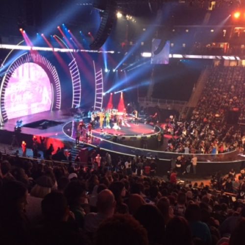 2-Hillsong-Prudental-Center-2015 2-Hillsong-Prudental-Center-2015