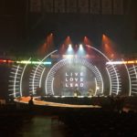 scenic solutions custom conference set for hillsong conference new york city conference