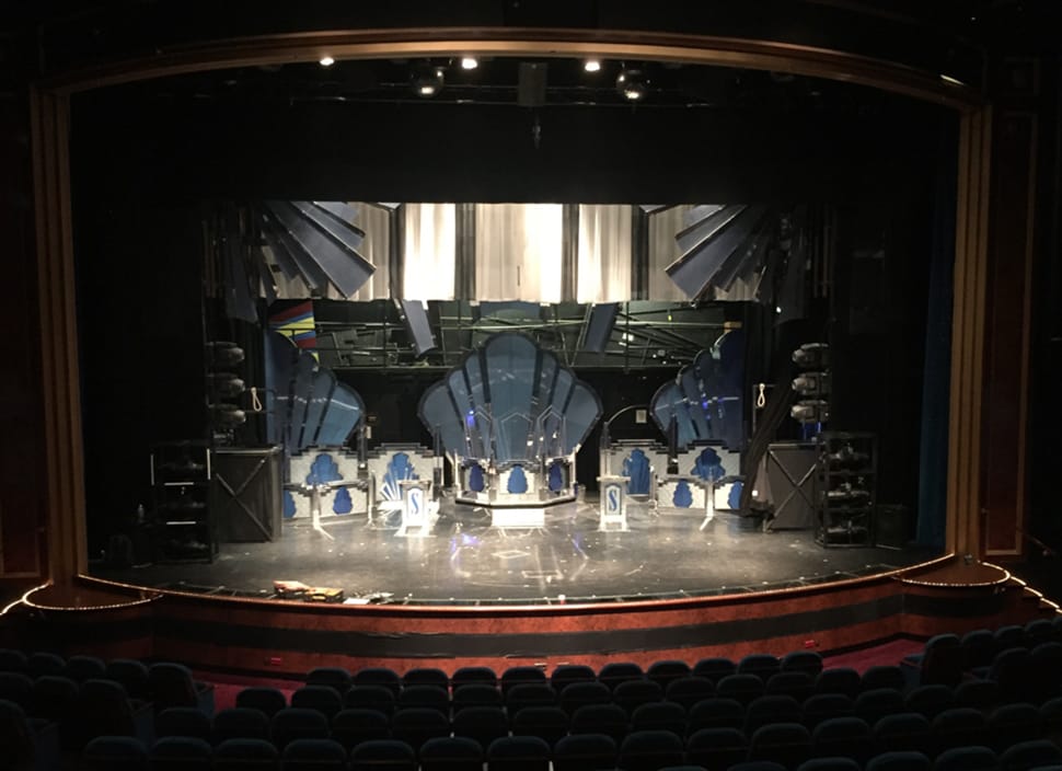 scenic solutions set construction for swing on norwegian cruise lines