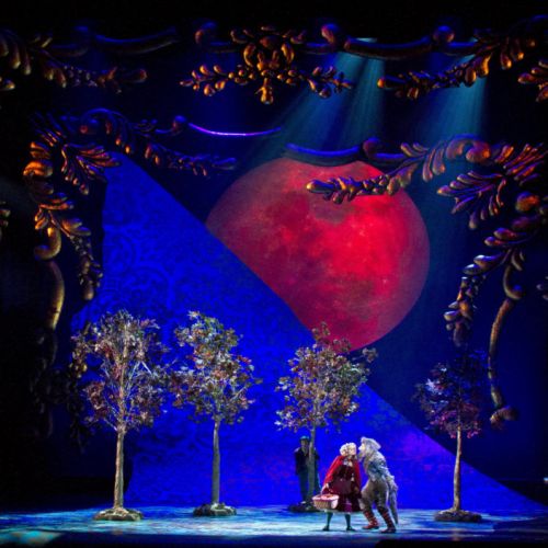 1700 Theatre Under The Stars, Into the Woods Stage - Couple In Woods