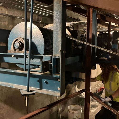 comstock-hall-existing-theatrical-rigging-hoist comstock-hall-existing-theatrical-rigging-hoist