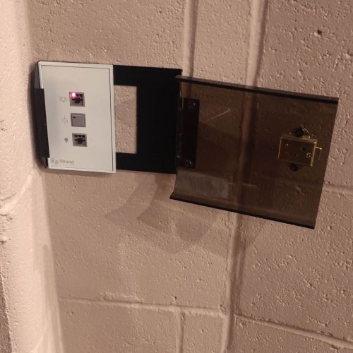 outdated-strand-lighting-wall-station-with-locking-cover.jpg outdated-strand-lighting-wall-station-with-locking-cover.jpg