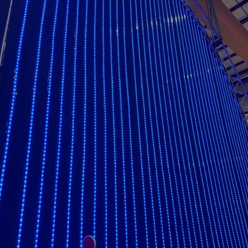 turandot-blue-led-circular-stage-lightbox turandot-blue-led-circular-stage-lightbox